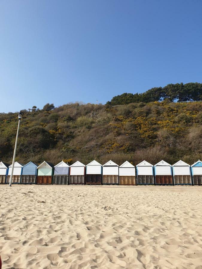 Bournemouth Hot Tub & Sauna Holiday Let エクステリア 写真