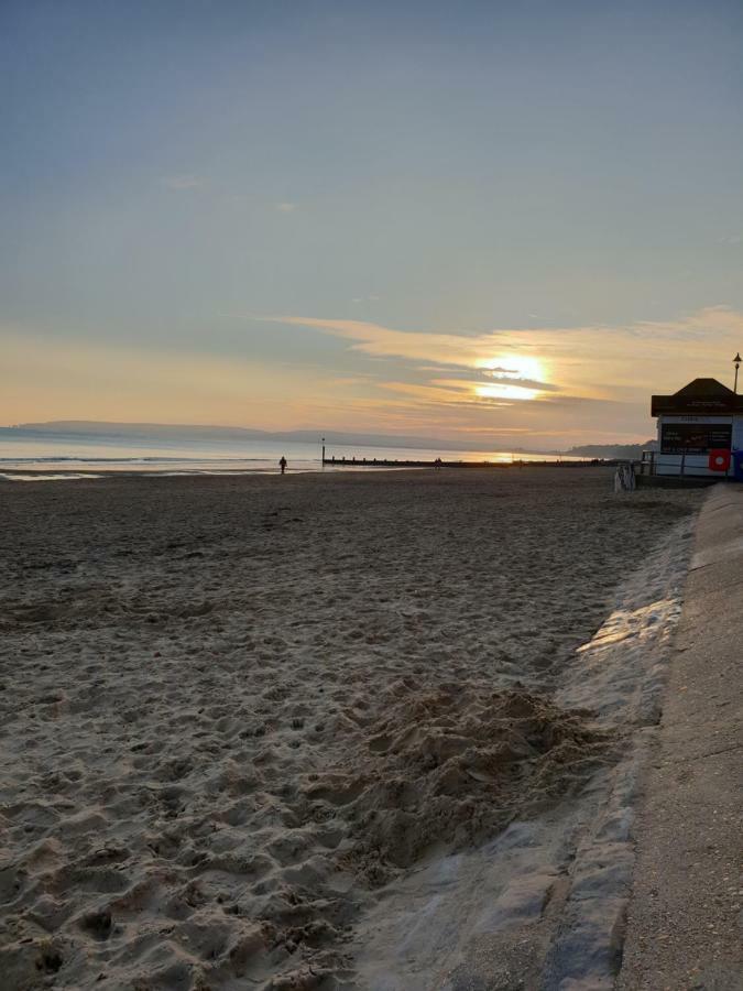 Bournemouth Hot Tub & Sauna Holiday Let エクステリア 写真